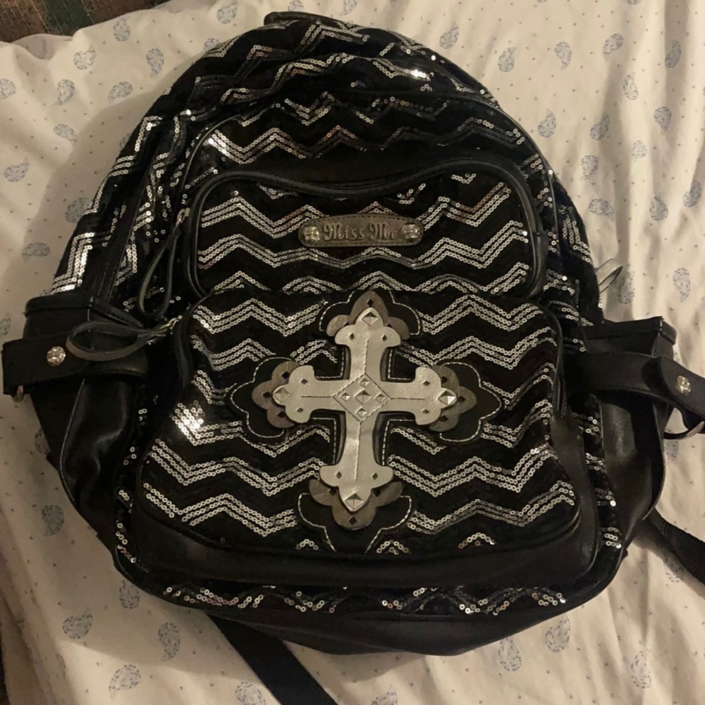 Miss me bag pack